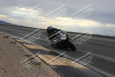 media/Sep-21-2025-Race Pace (Sun) [[98bf33ef95]]/Verified/3-Turn 11 Inside (850am)/